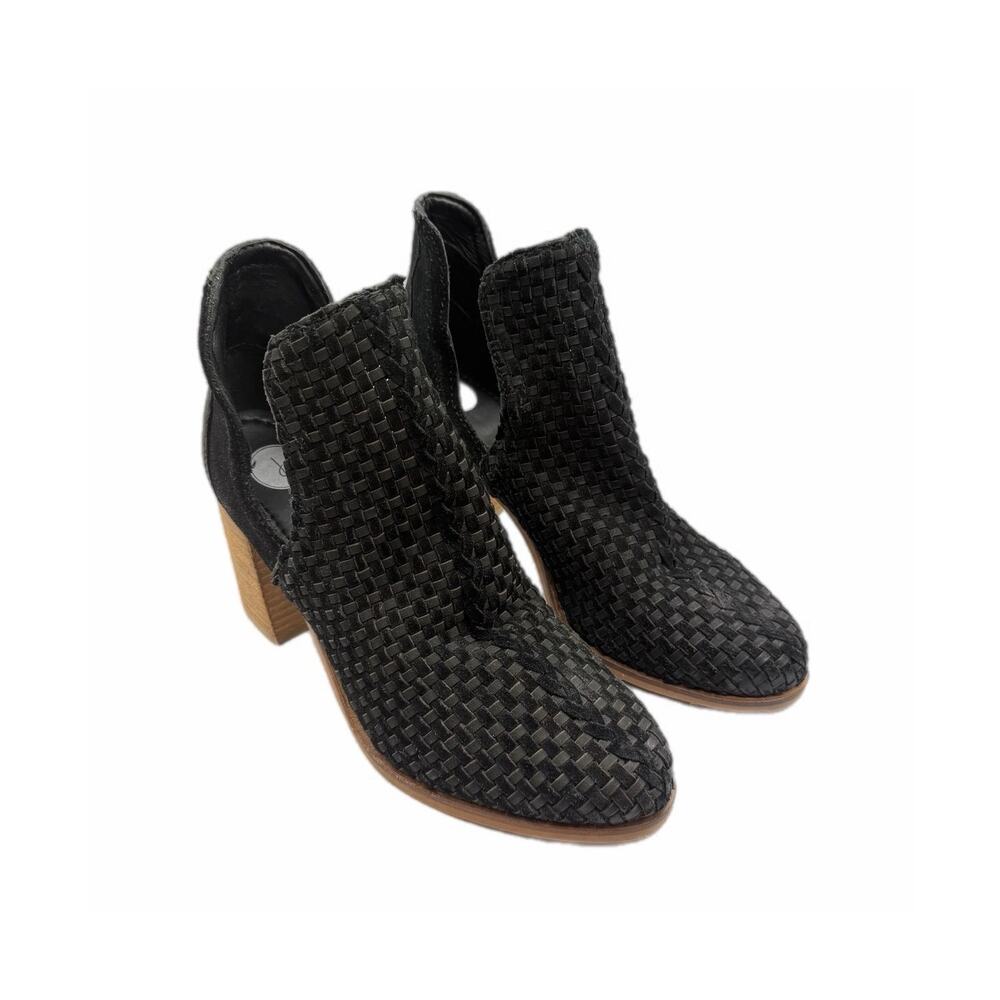 Journee Collection Kenova Black Woven Leather Suede D'Orsay Slit Ankle Booties